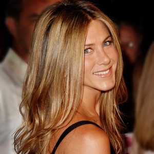 Frugal Corner: Easy & Budget Friendly At-Home Hair Color