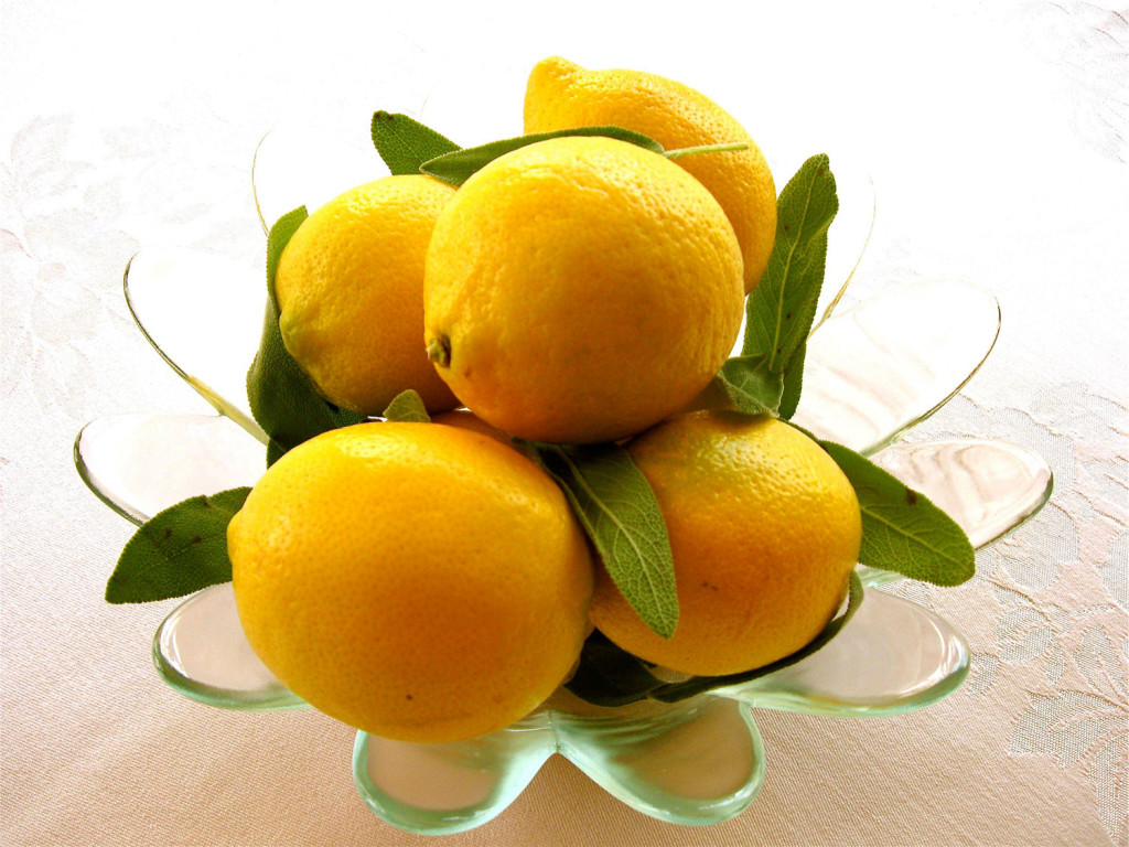 DIY-lemon-beauty-recipes